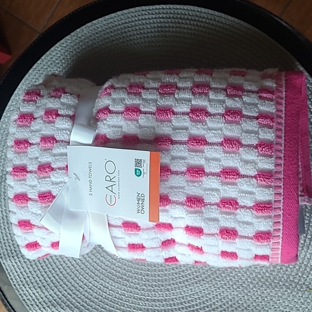 Caro Hand Towels